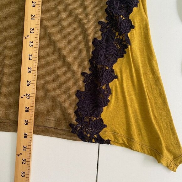 LOGO Lounge by Lori Goldstein Knit Top Godets Contrast Lace Tunic Size 1X Green - Picture 9 of 10